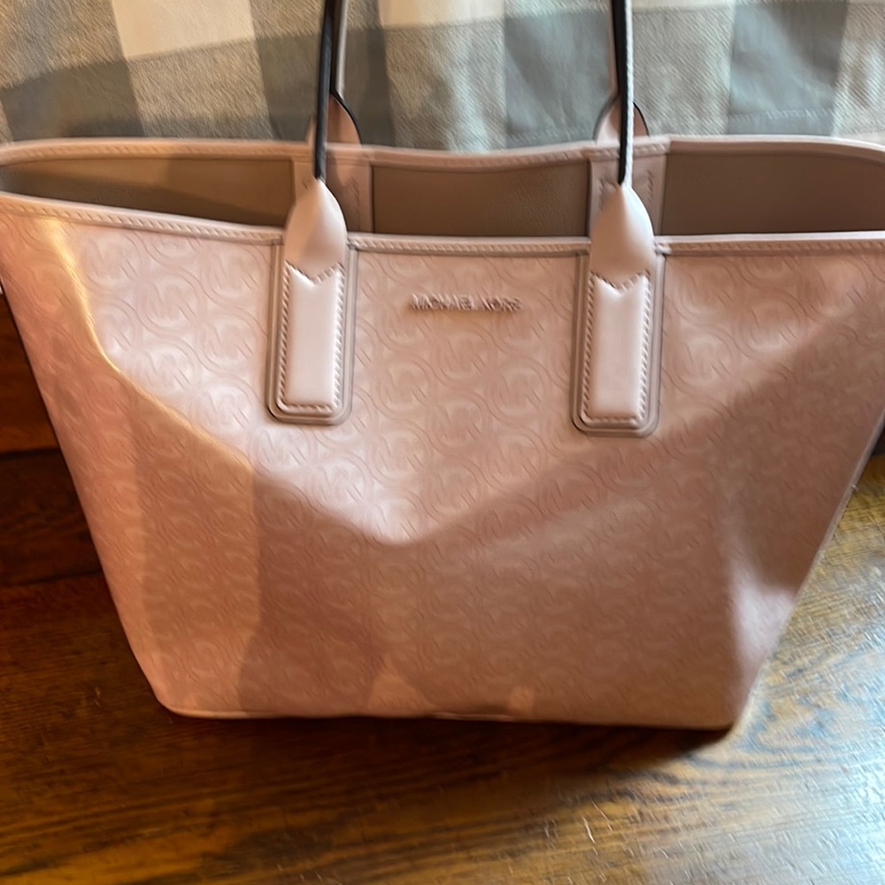 MK purse